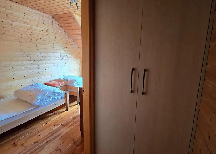 Casa vacanze Large, Comfortable Homes, *